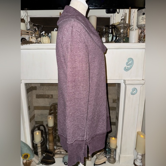 Natural reflections, cowl neck sweatshirt top. Ribbed sleeve/bottom comfy💜 - Picture 3 of 7